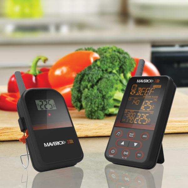 Maverick Extended Range Digital BBQ & Meat Thermometer