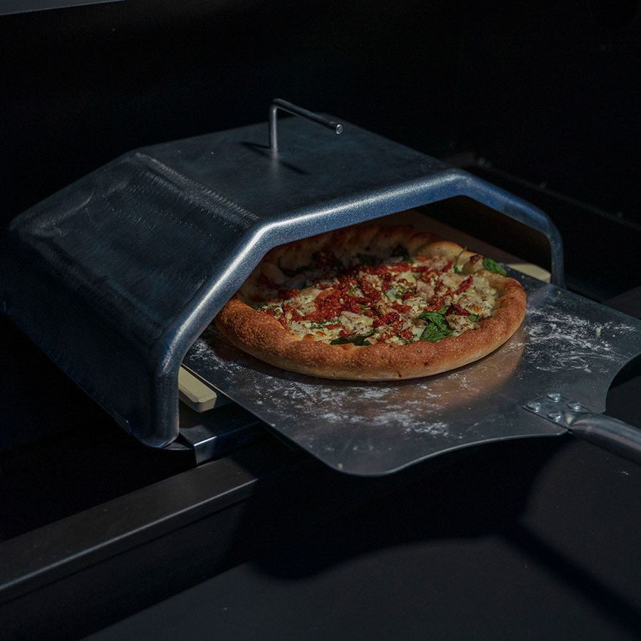 GREEN MOUNTAIN GRILLS WOOD-FIRED PIZZA OVEN